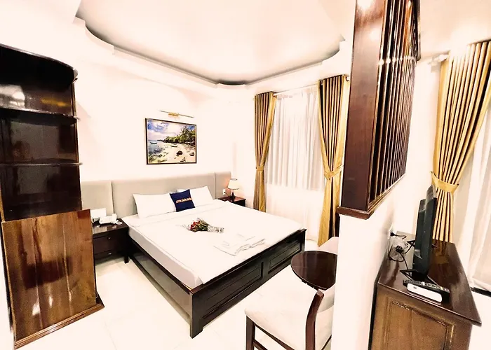 Duong Dong Hotel